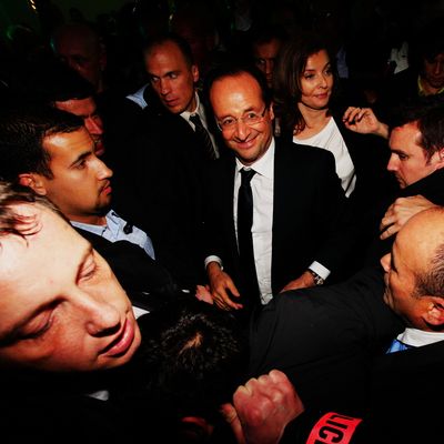 Alexandre Benalla con el presidente François Hollande